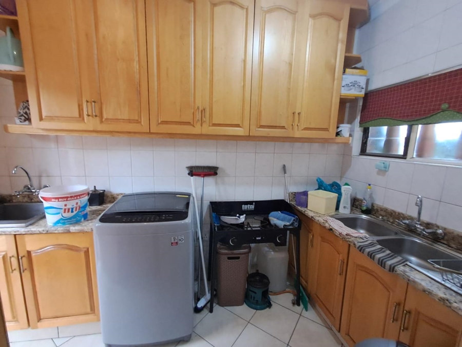 4 Bedroom Property for Sale in Glenvista Gauteng