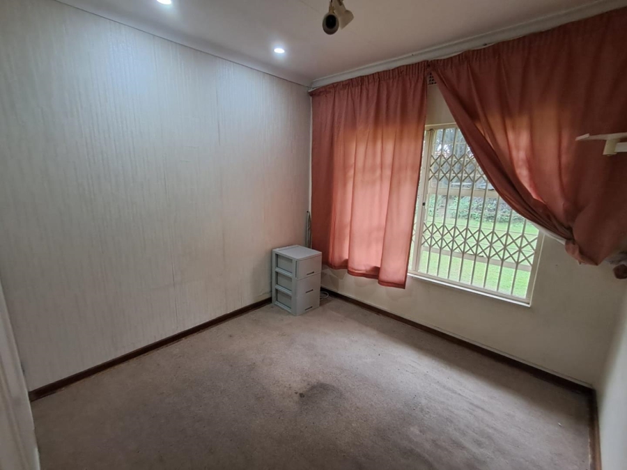 4 Bedroom Property for Sale in Glenvista Gauteng