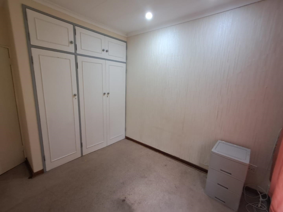 4 Bedroom Property for Sale in Glenvista Gauteng