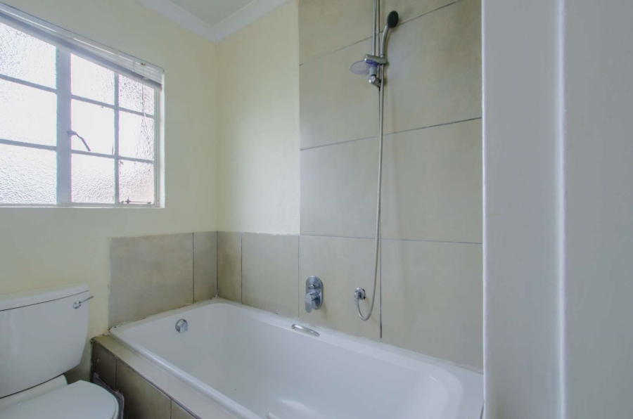 3 Bedroom Property for Sale in Country View Gauteng
