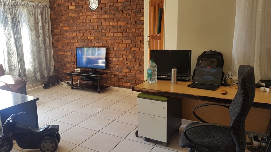 To Let 2 Bedroom Property for Rent in Centurion Central Gauteng