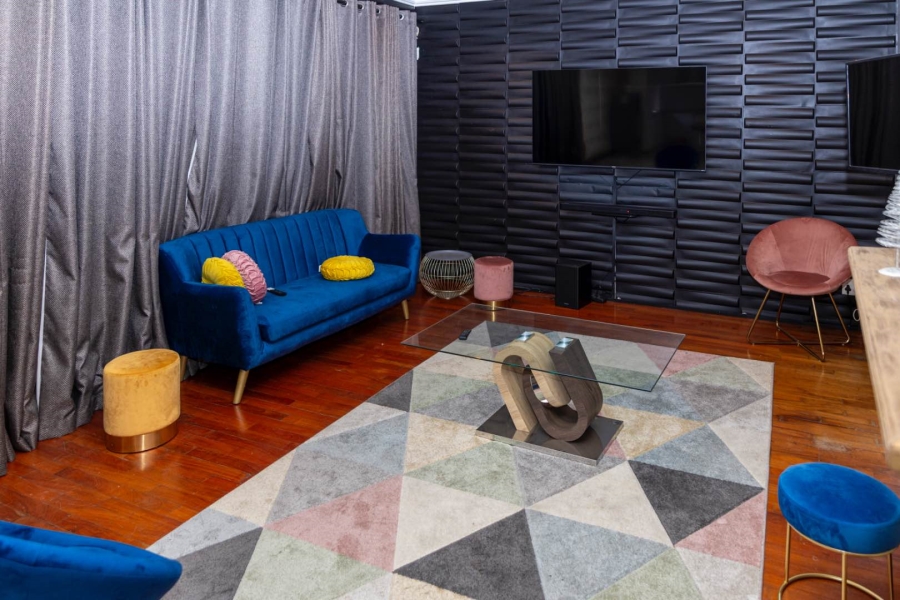 4 Bedroom Property for Sale in Blue Hills Gauteng