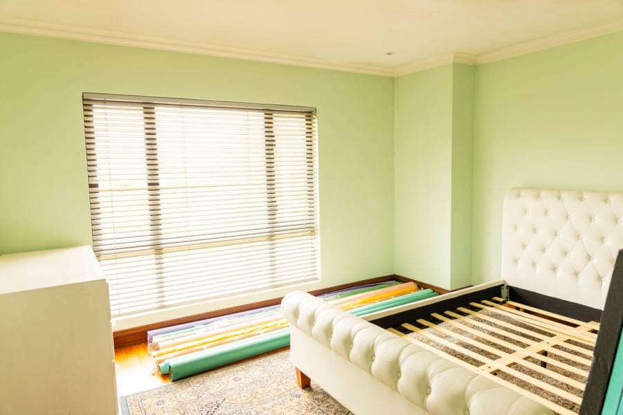 4 Bedroom Property for Sale in Blue Hills Gauteng
