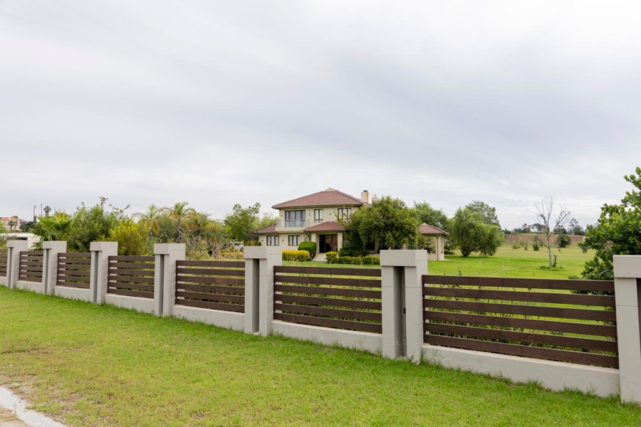 4 Bedroom Property for Sale in Blue Hills Gauteng