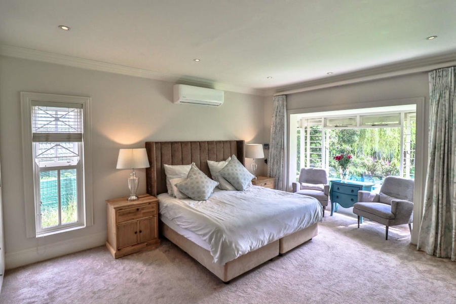 4 Bedroom Property for Sale in Hurlingham Gauteng