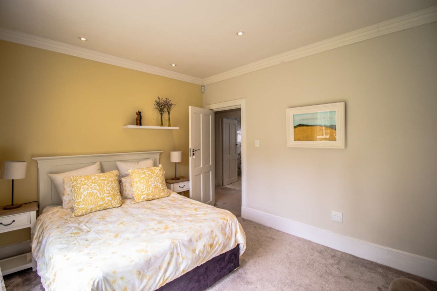 4 Bedroom Property for Sale in Hurlingham Gauteng