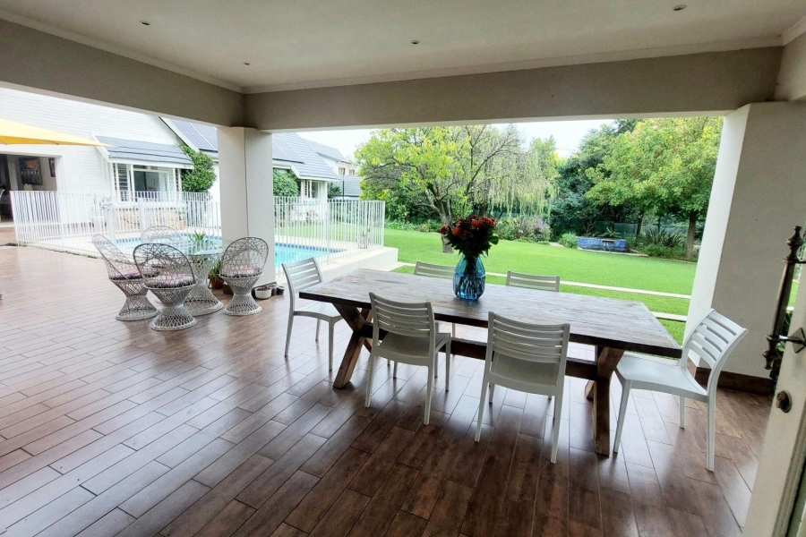 4 Bedroom Property for Sale in Hurlingham Gauteng