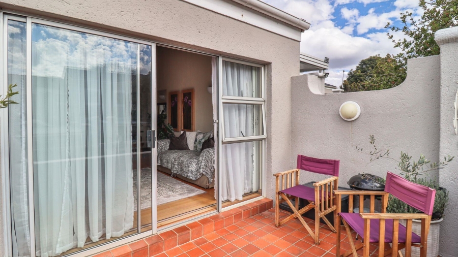 2 Bedroom Property for Sale in Kelland Gauteng