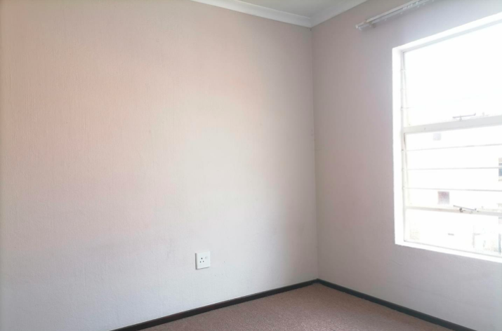 2 Bedroom Property for Sale in Honeydew Gauteng