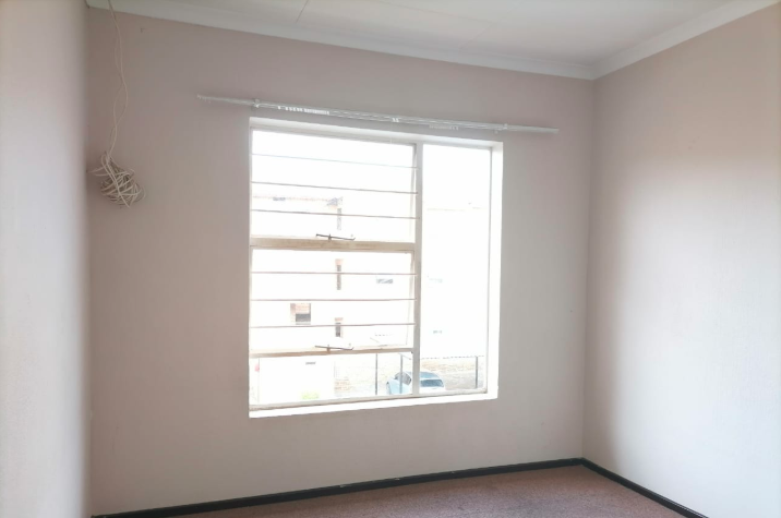 2 Bedroom Property for Sale in Honeydew Gauteng