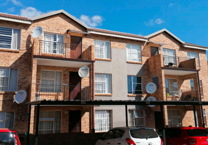 2 Bedroom Property for Sale in Honeydew Gauteng