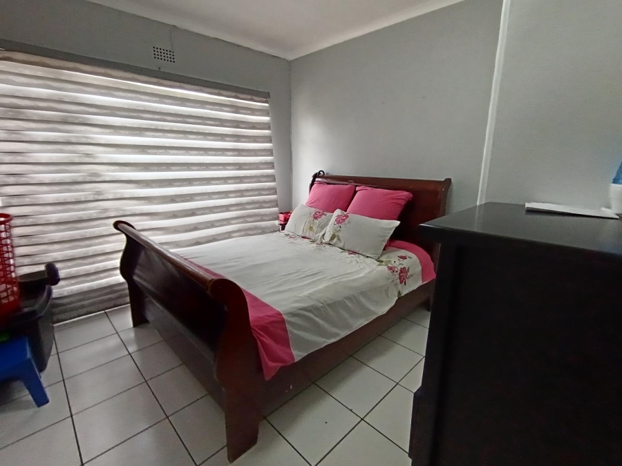 4 Bedroom Property for Sale in Brackenhurst Gauteng