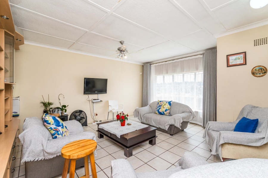 To Let 3 Bedroom Property for Rent in Florida North Gauteng