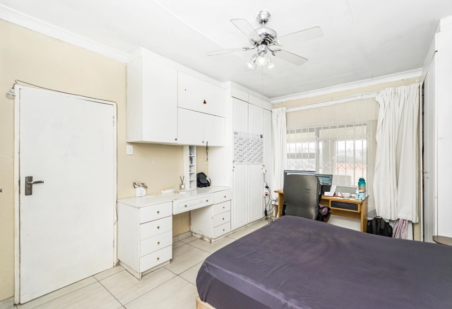 To Let 3 Bedroom Property for Rent in Florida North Gauteng
