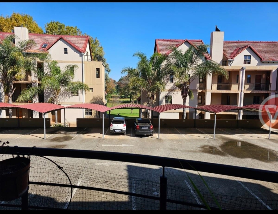 2 Bedroom Property for Sale in Zwartkop Golf Estate Gauteng