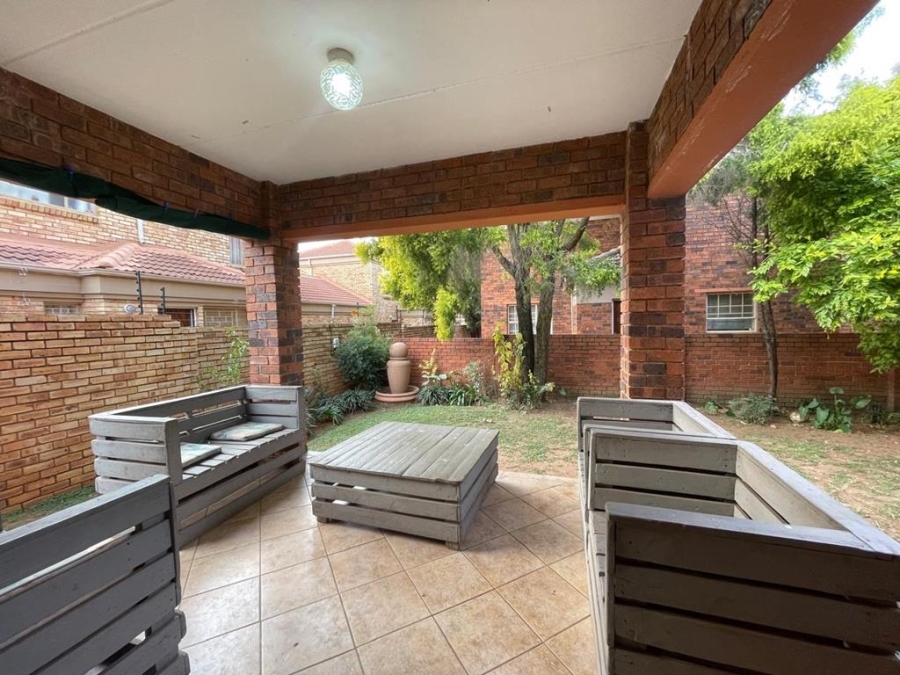 3 Bedroom Property for Sale in Willowbrook Gauteng