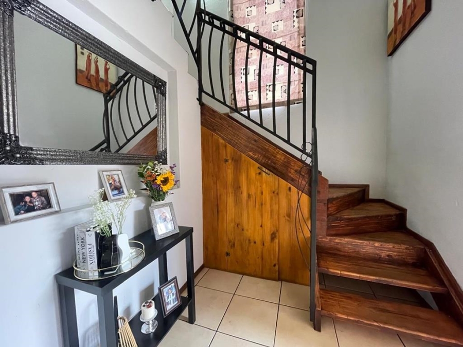 3 Bedroom Property for Sale in Willowbrook Gauteng