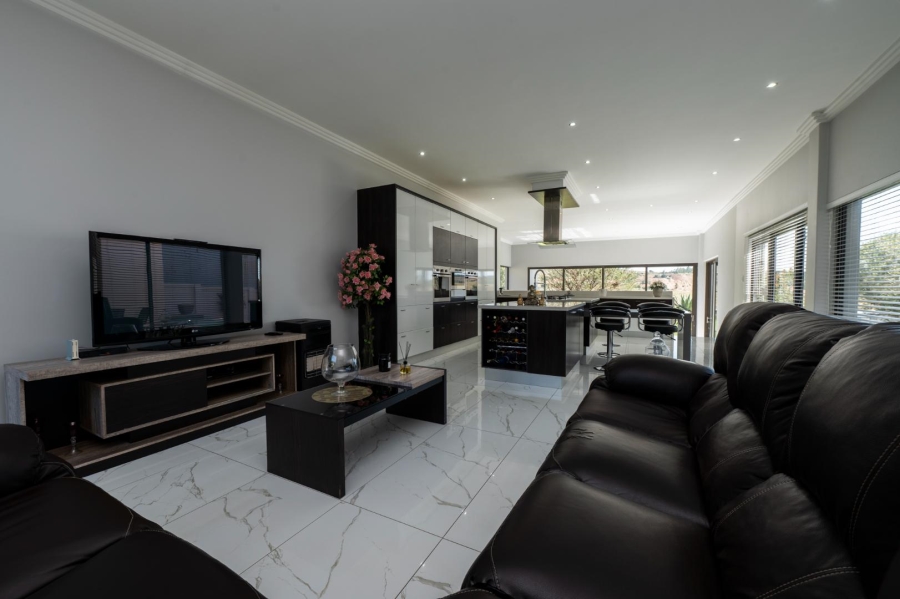 4 Bedroom Property for Sale in Eye of Africa Gauteng