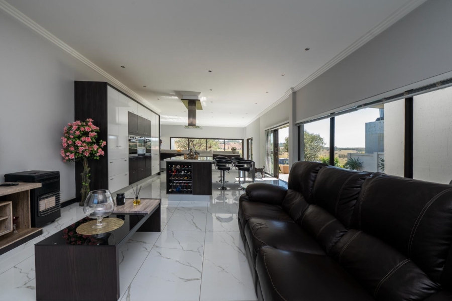 4 Bedroom Property for Sale in Eye of Africa Gauteng