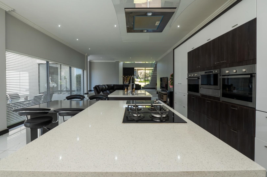 4 Bedroom Property for Sale in Eye of Africa Gauteng