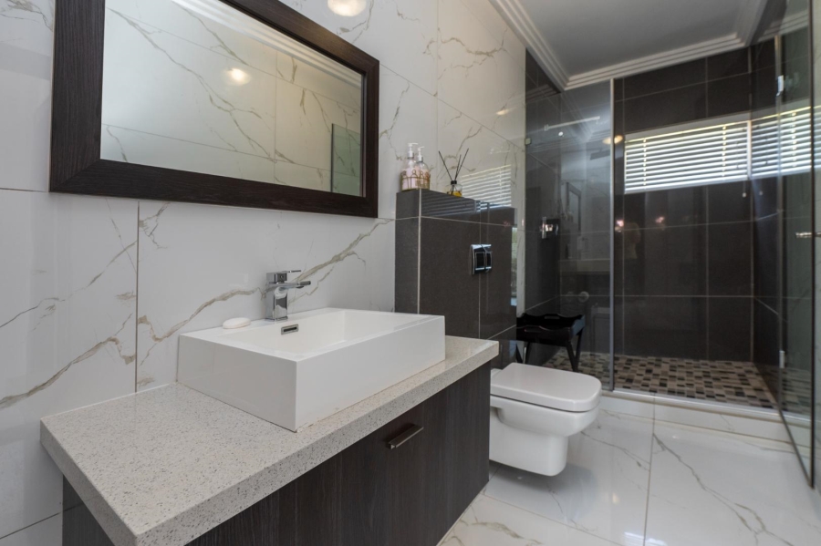 4 Bedroom Property for Sale in Eye of Africa Gauteng