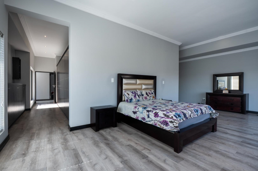 4 Bedroom Property for Sale in Eye of Africa Gauteng