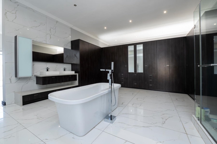 4 Bedroom Property for Sale in Eye of Africa Gauteng