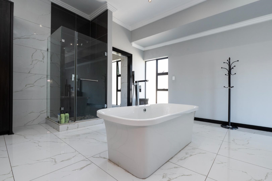 4 Bedroom Property for Sale in Eye of Africa Gauteng