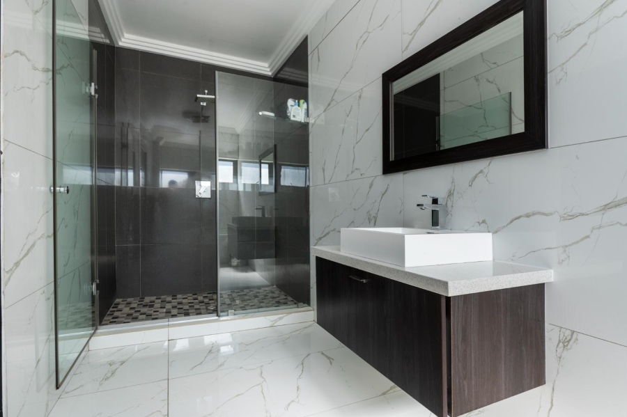 4 Bedroom Property for Sale in Eye of Africa Gauteng
