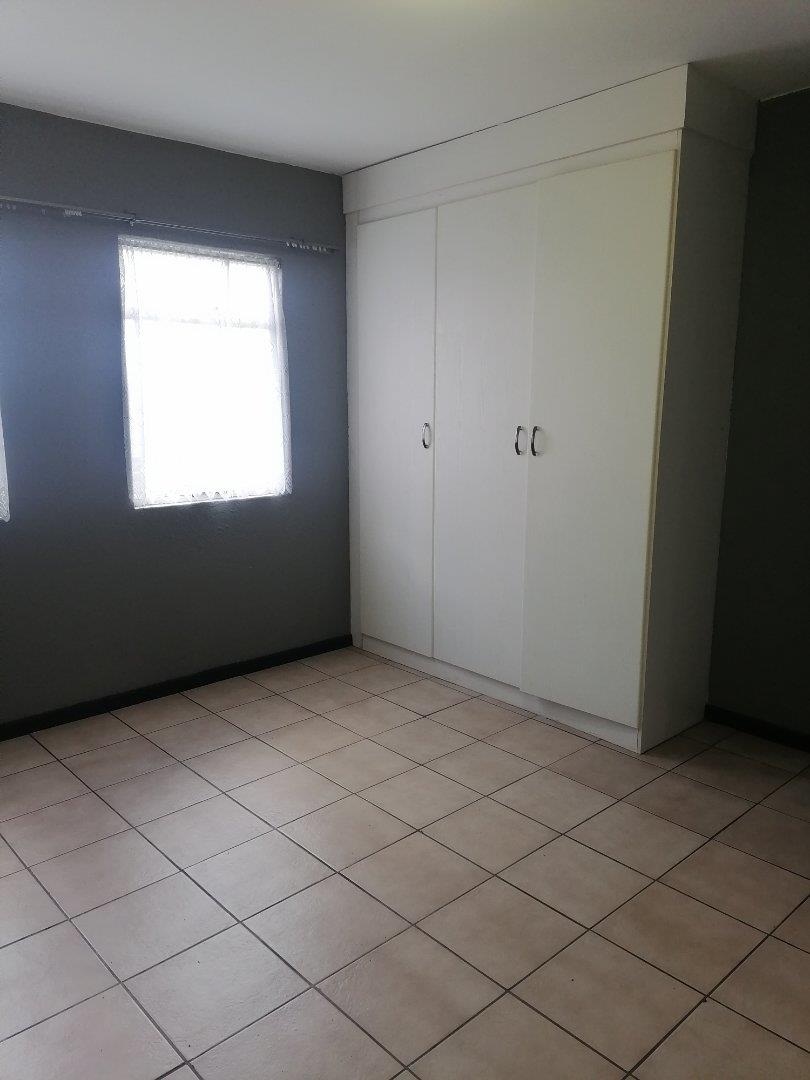 To Let 2 Bedroom Property for Rent in Florentia Gauteng