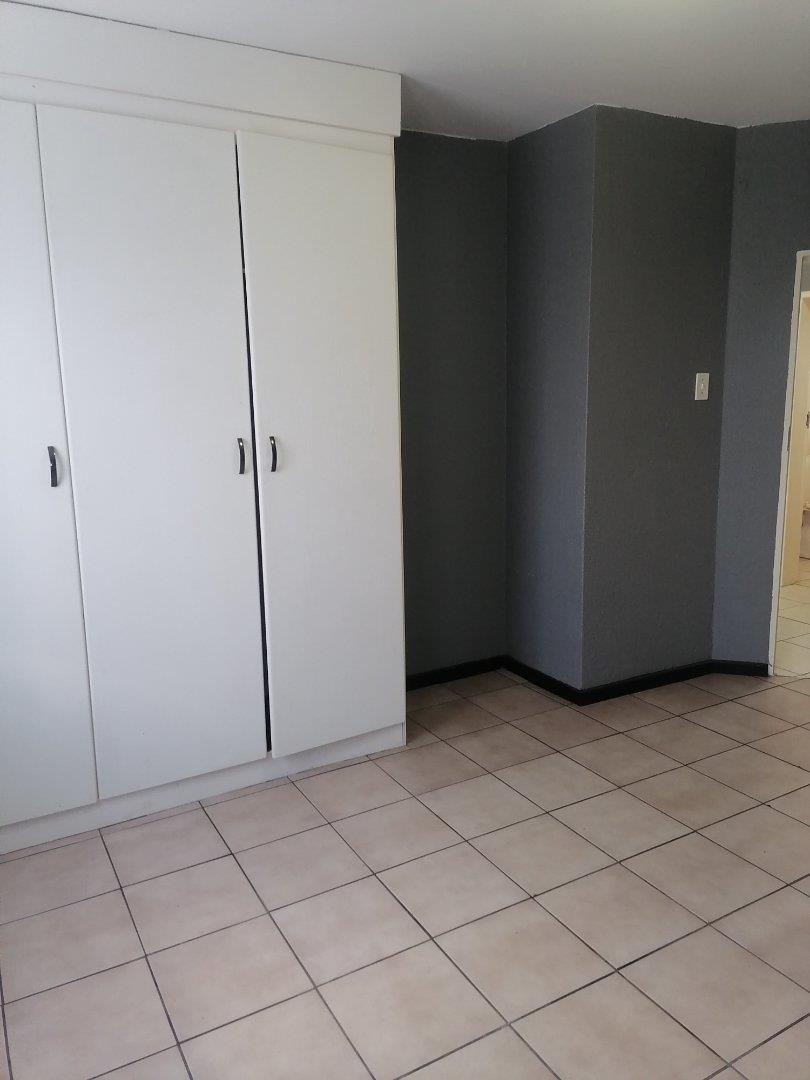 To Let 2 Bedroom Property for Rent in Florentia Gauteng