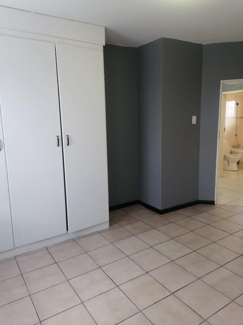 To Let 2 Bedroom Property for Rent in Florentia Gauteng