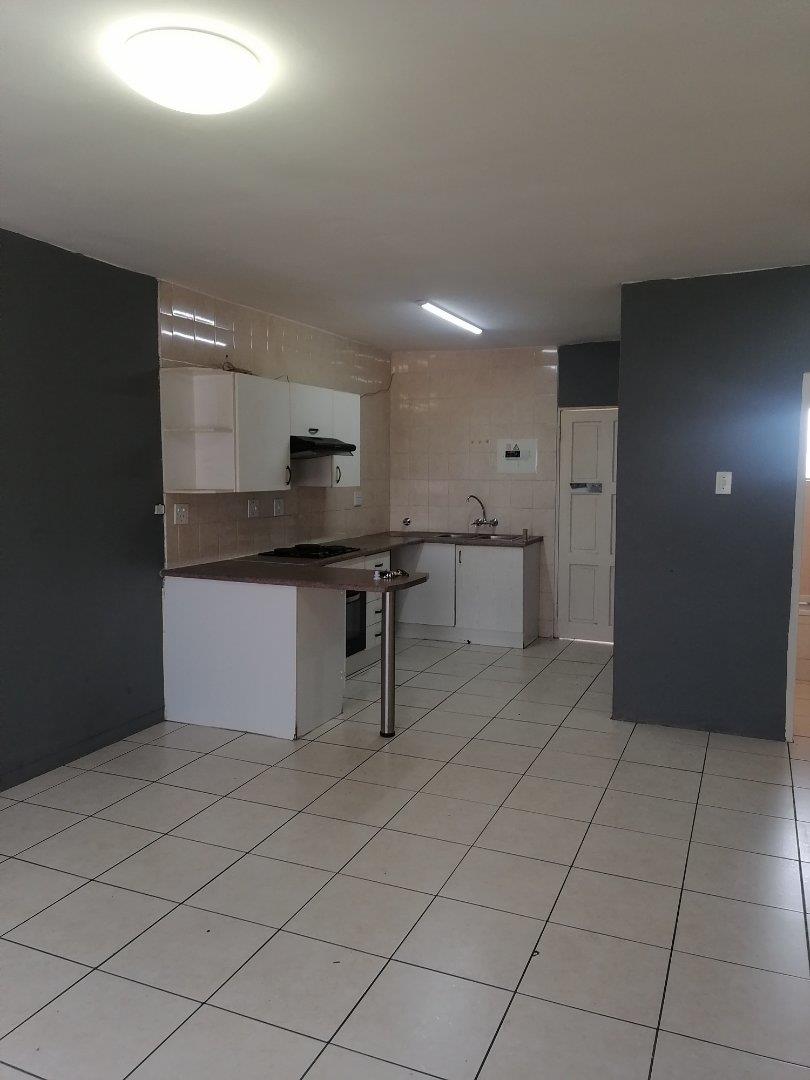 To Let 2 Bedroom Property for Rent in Florentia Gauteng
