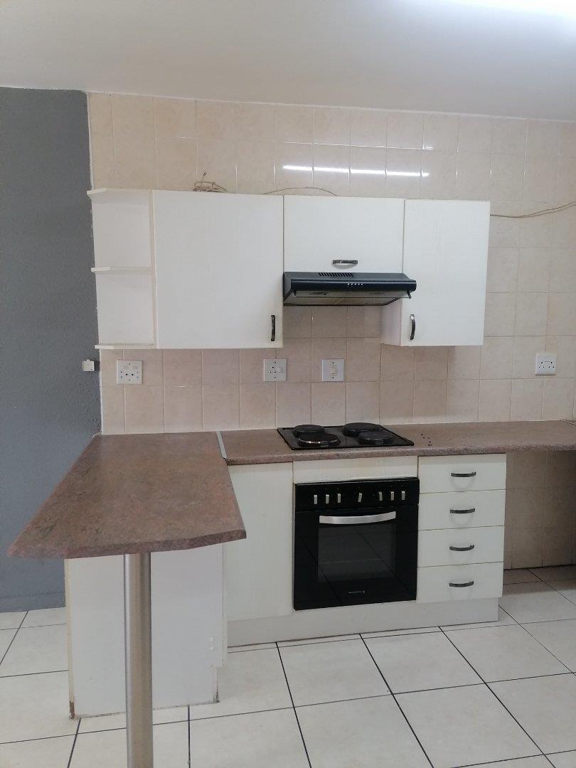 To Let 2 Bedroom Property for Rent in Florentia Gauteng