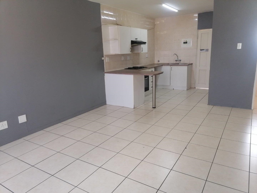 To Let 2 Bedroom Property for Rent in Florentia Gauteng