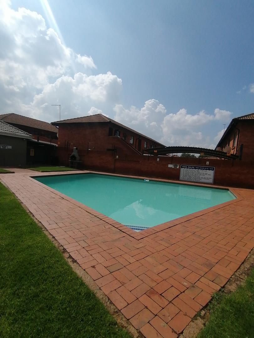 To Let 2 Bedroom Property for Rent in Florentia Gauteng