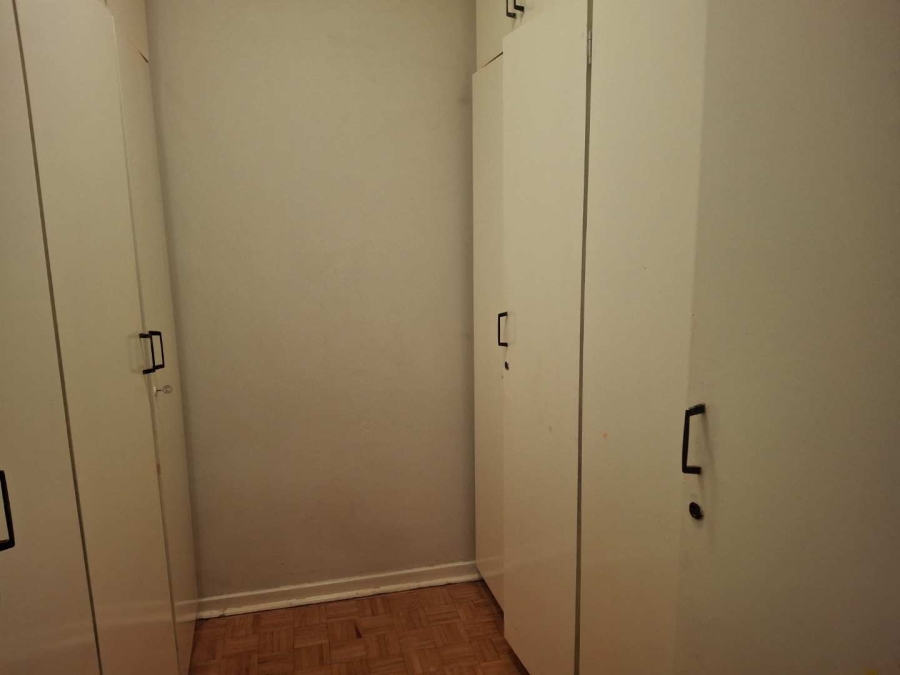 To Let 1 Bedroom Property for Rent in Sandown Gauteng