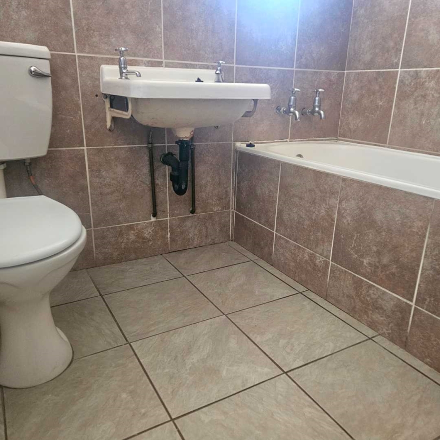 1 Bedroom Property for Sale in Alberton Gauteng