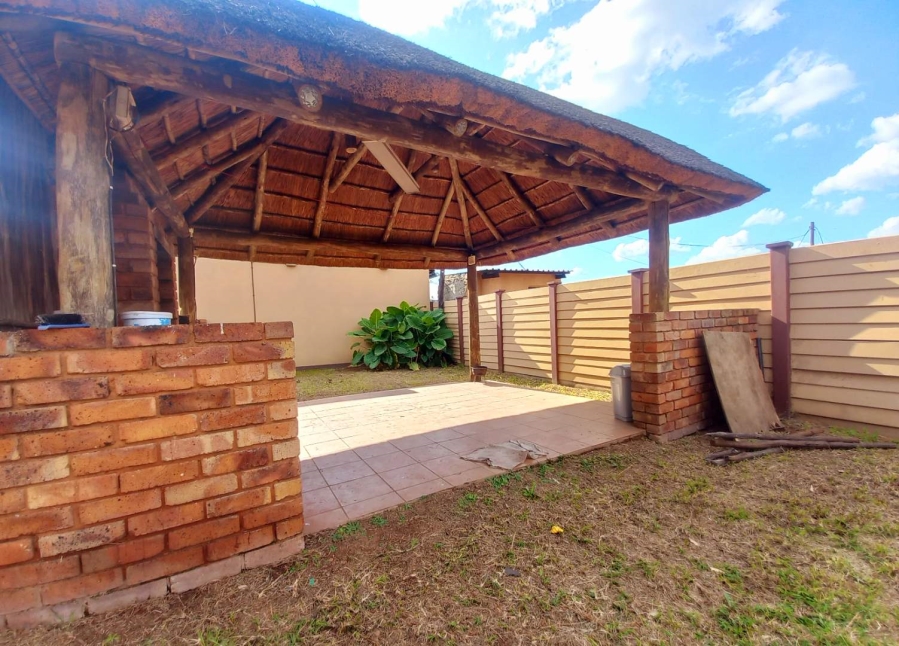 3 Bedroom Property for Sale in West Park Gauteng