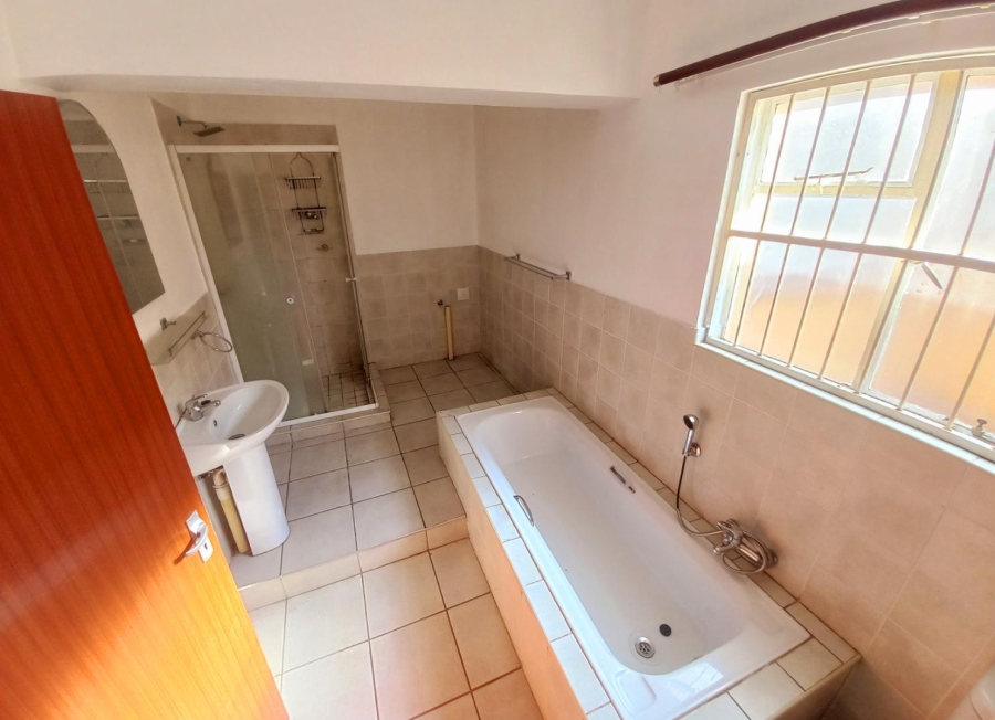 3 Bedroom Property for Sale in West Park Gauteng
