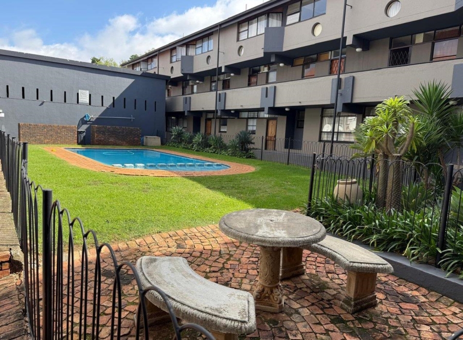 2 Bedroom Property for Sale in Valhalla Gauteng