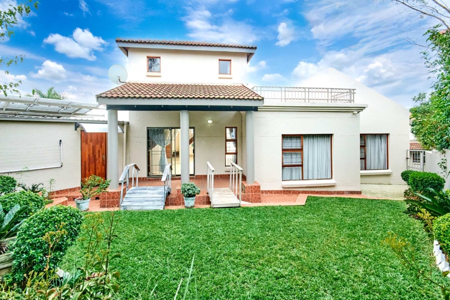 2 Bedroom Property for Sale in Boskruin Gauteng