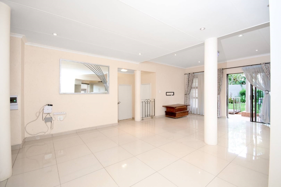 2 Bedroom Property for Sale in Boskruin Gauteng
