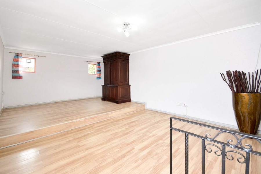 2 Bedroom Property for Sale in Boskruin Gauteng