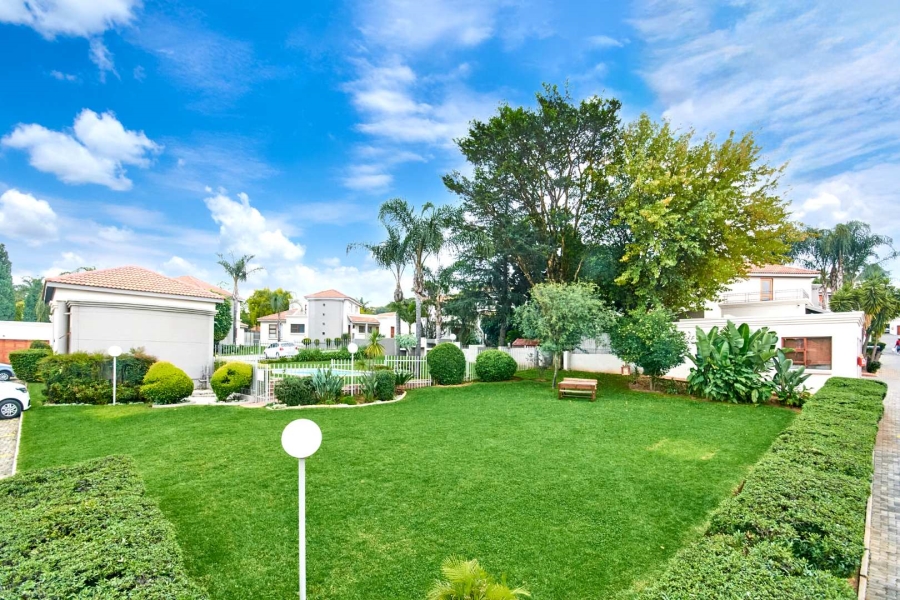 2 Bedroom Property for Sale in Boskruin Gauteng