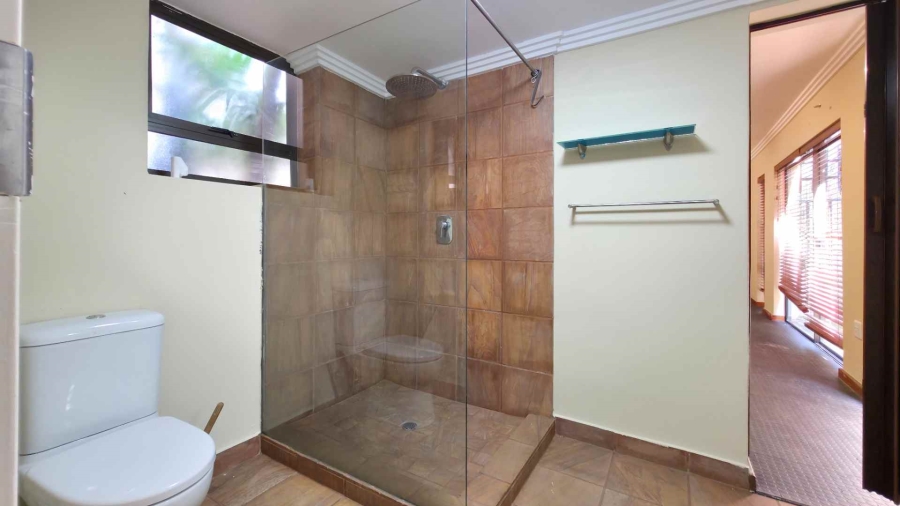 To Let 4 Bedroom Property for Rent in Sandown Gauteng