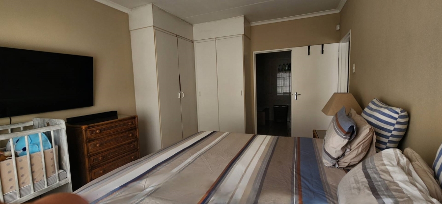 To Let 3 Bedroom Property for Rent in New Redruth Gauteng