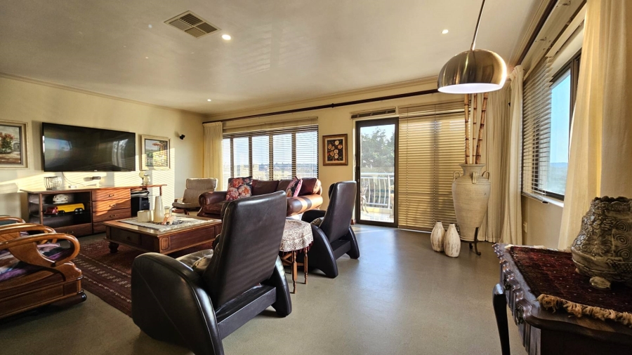 3 Bedroom Property for Sale in Faerie Glen Gauteng
