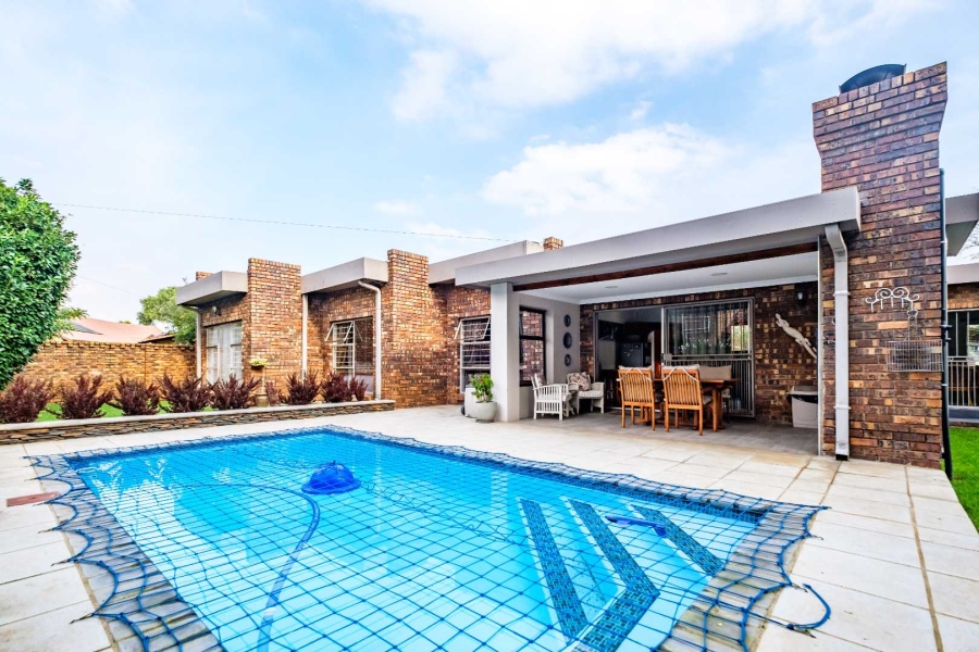 3 Bedroom Property for Sale in Sunward Park Gauteng