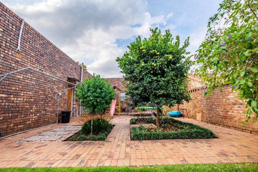 3 Bedroom Property for Sale in Sunward Park Gauteng